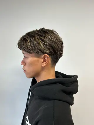 カラー メンズ 相澤 拳のヘアスタイル