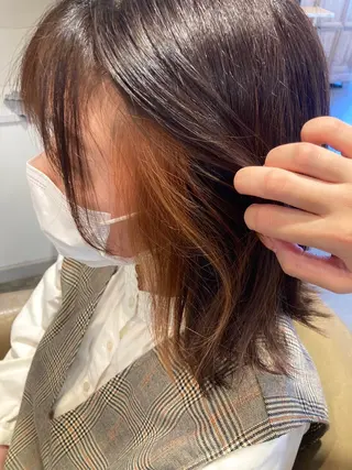 ミディアム カラー ナルセナツキ 👾ハイトーンのヘアスタイル