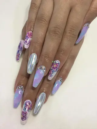 ネイル 💎🐰 saki. m 🐰💎のネイルデザイン