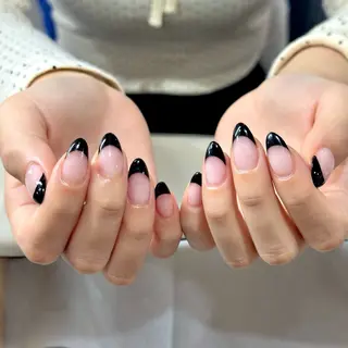 ネイル tiffin Amiriのネイルデザイン