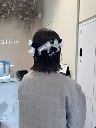 ヘアアレンジ 垢抜け小顔レイヤー オリーブ/スミレのヘアスタイル