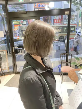 ショート カラー ✨髪質改善専門店✨ QOLU✨のヘアスタイル