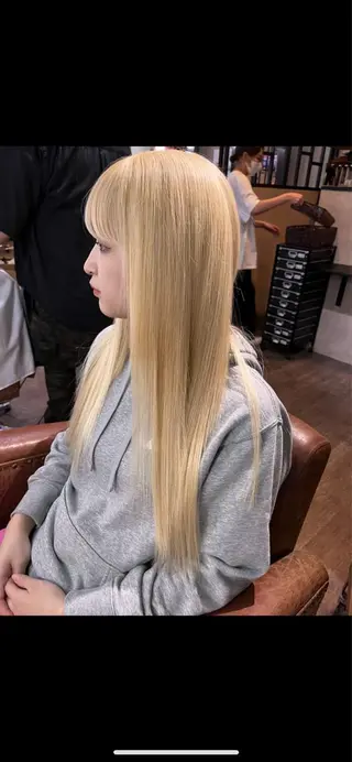 ロング swan ユイカのヘアスタイル
