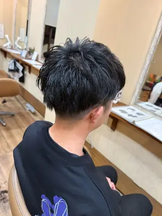 ショート メンズ 鈴木 未歩のヘアスタイル