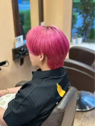 カラー 一宮 淚のヘアスタイル
