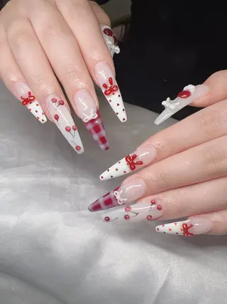 ネイル Lee Nailsのネイルデザイン