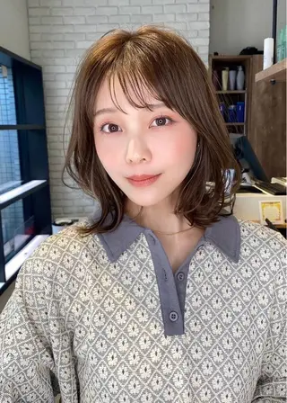 ミディアム [似合う小顔カット] 🪽MUNi恵比寿のヘアスタイル