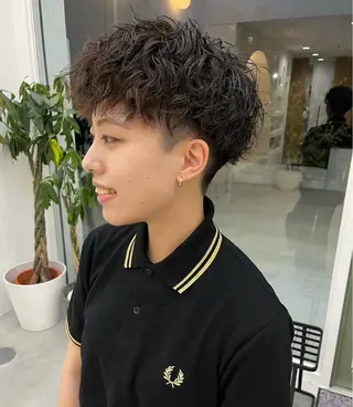 ショート パーマ メンズ 網谷 萌夏のヘアスタイル