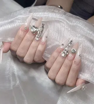 ネイル Lee Nailsのネイルデザイン