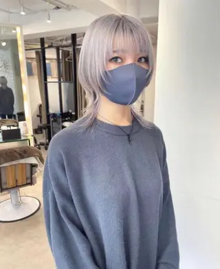ミディアム suzuka （スズ）のヘアスタイル