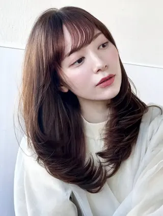 ミディアム 小顔似合わせ提案/ レイヤー/川澄かずまのヘアスタイル