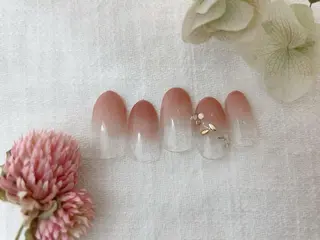 セミロング misa🌼 綱島のネイルデザイン