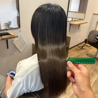 ロング Piaceピアーチェ 相田浩志のヘアスタイル