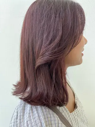 ミディアム 小山 水綺のヘアスタイル