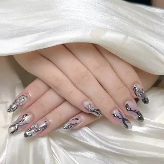 ネイル Maggie Nail🦩のネイルデザイン