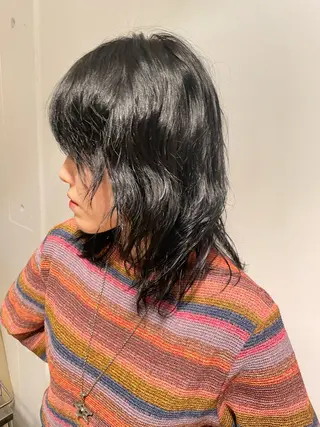 ロング カラー 韓国風レイヤーカラー ライムのヘアスタイル