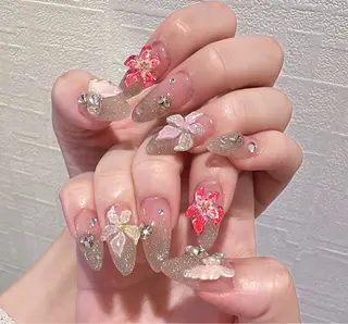 ネイル D-BEAUTY Nailsalonのネイルデザイン