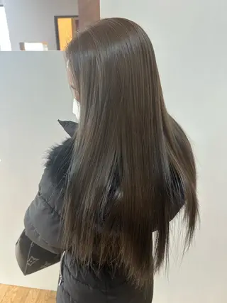 ロング 坂庭 美夢のヘアスタイル