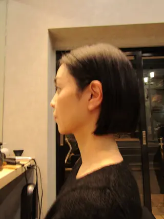 ショート カラー サノ アオイのヘアスタイル