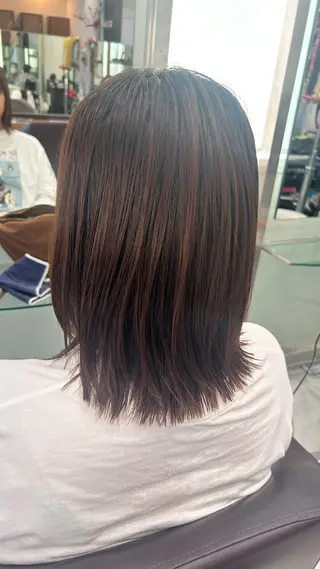 ミディアム 保科 椎奈のヘアスタイル