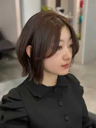 ミディアム カラー 田中 鈴乃／ボブレイヤーのヘアスタイル