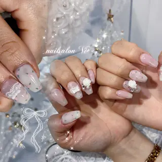 ネイル 𝒦𝐸𝐼𝒩𝒜 錦糸町ネイルのネイルデザイン