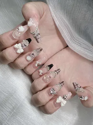 ネイル Lee Nailsのネイルデザイン