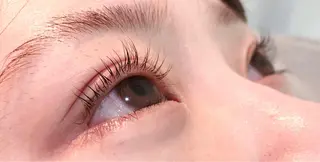 マツエク・マツパ TSUNA 🌙 Lim 五反田のマツエク・マツパデザイン