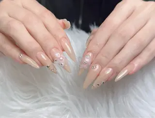 ネイル Lenie Shinokuboのネイルデザイン