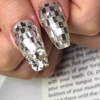 ネイル Mnailsalon フィルイン対応サロンのネイルデザイン