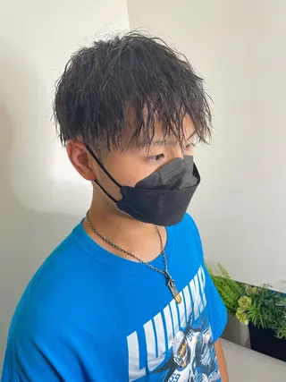 パーマ メンズ 尾崎 弘和のヘアスタイル