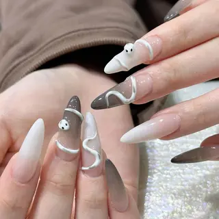 ネイル Queens ゲンのネイルデザイン