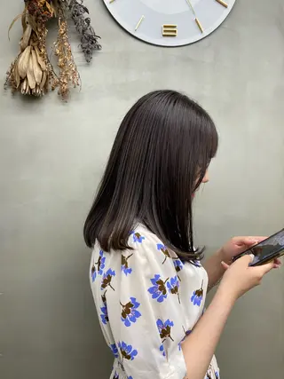 セミロング 楠奥 結衣のヘアスタイル