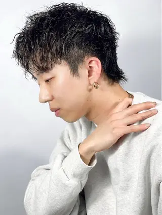 ミディアム 岡崎 匠海のヘアスタイル