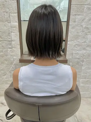 ミディアム 新村 華奈絵のヘアスタイル