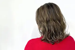ミディアム カラー ⭐️当日OK⭐️ 岩田峻のヘアスタイル