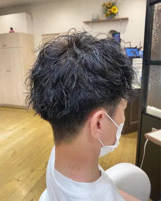 ショート パーマ メンズ 艶感🫧透明感カラー YUKARIのヘアスタイル