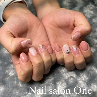 ネイル Nail salon .Oneのネイルデザイン