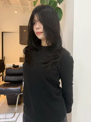 ロング YOLO/ HANAのヘアスタイル