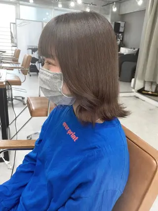 ミディアム カラー ヘアアレンジ 🌷FUKA🌷 まろやかハイトーンのヘアスタイル