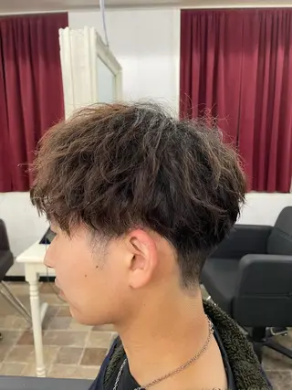 パーマ メンズ 山本 総司のヘアスタイル