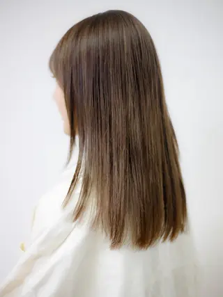 セミロング カラー 🫧【ちゅるんカラ ー】あいみ🫧のヘアスタイル