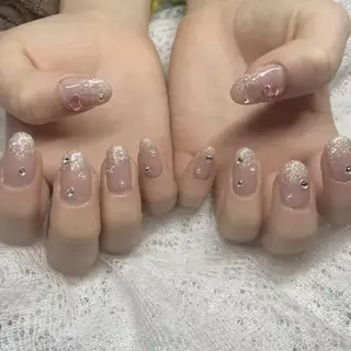 ネイル HANA 中初美のネイルデザイン