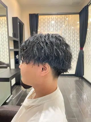 パーマ メンズ フェザー/波巻き 雫石大夢のヘアスタイル