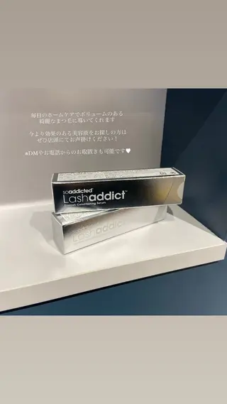 Lily KUREHAのマツエク・マツパデザイン