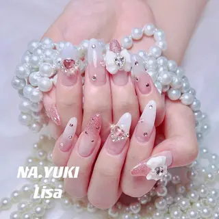 ネイル 🦋 Queenieのネイルデザイン