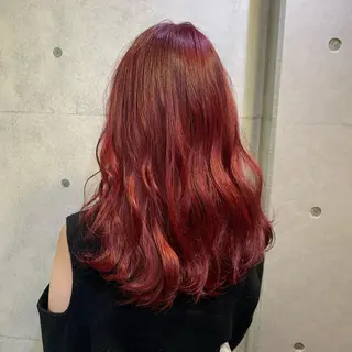 セミロング カラー 及川シゲル 髪質改善講師のヘアスタイル