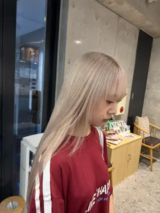 ロング 🎀ダブルカラー hinata🎀のヘアスタイル