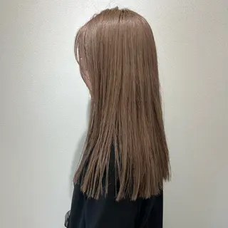 セミロング 小倉 結衣のヘアスタイル