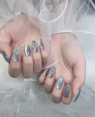ネイル Hin Nailsのネイルデザイン